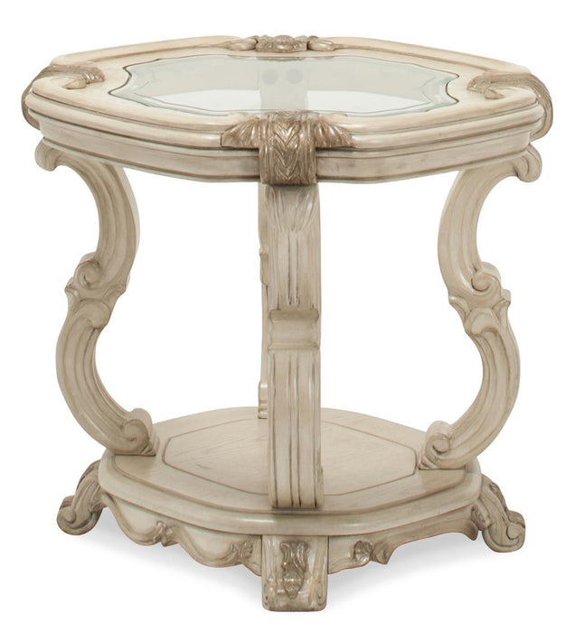 Platine de Royale End Table in Champagne - Furniture Land (Milwaukee, WI)