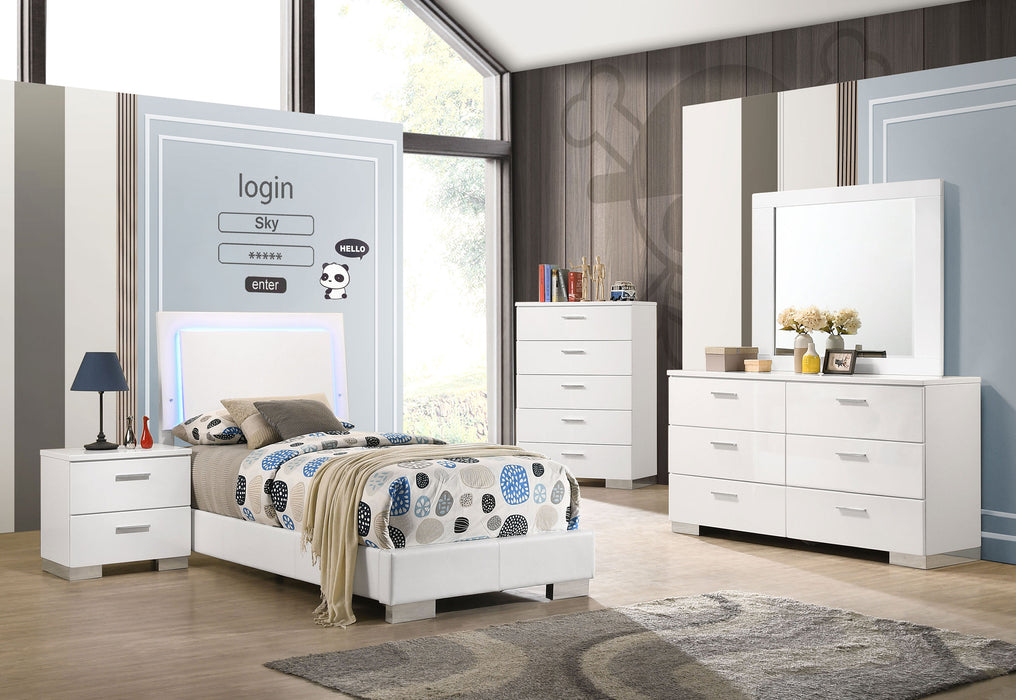 Felicity Bedroom Set White - Furniture Land (Milwaukee, WI)