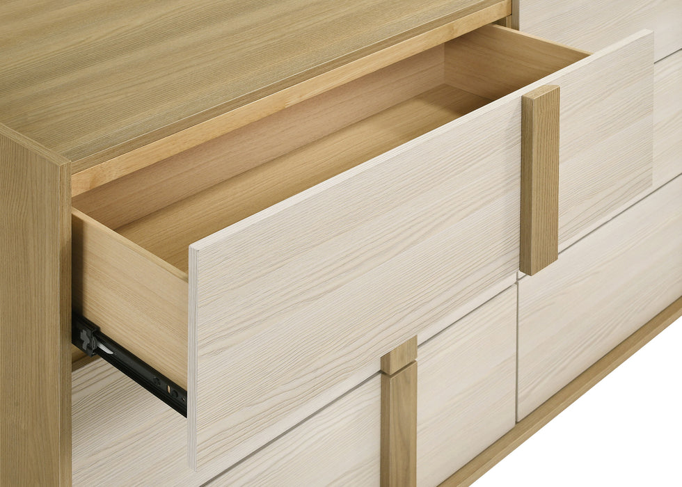 Hyland 4 & 5 Piece Bedroom Set E.King & Queen - Furniture Land (Milwaukee, WI)