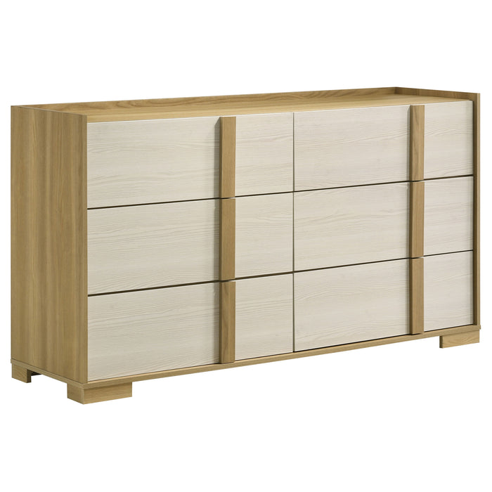 Hyland 4 & 5 Piece Bedroom Set E.King & Queen - Furniture Land (Milwaukee, WI)