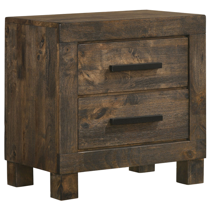 Woodmont 4 & 5 Piece E.King, Queen, & Cal;.King Bedroom Sets - Furniture Land (Milwaukee, WI)