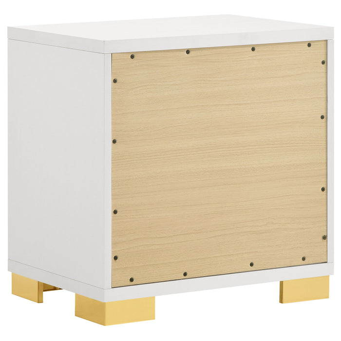 Marceline Bedroom Sets White & Black 4 & 5 Piece - Furniture Land (Milwaukee, WI)