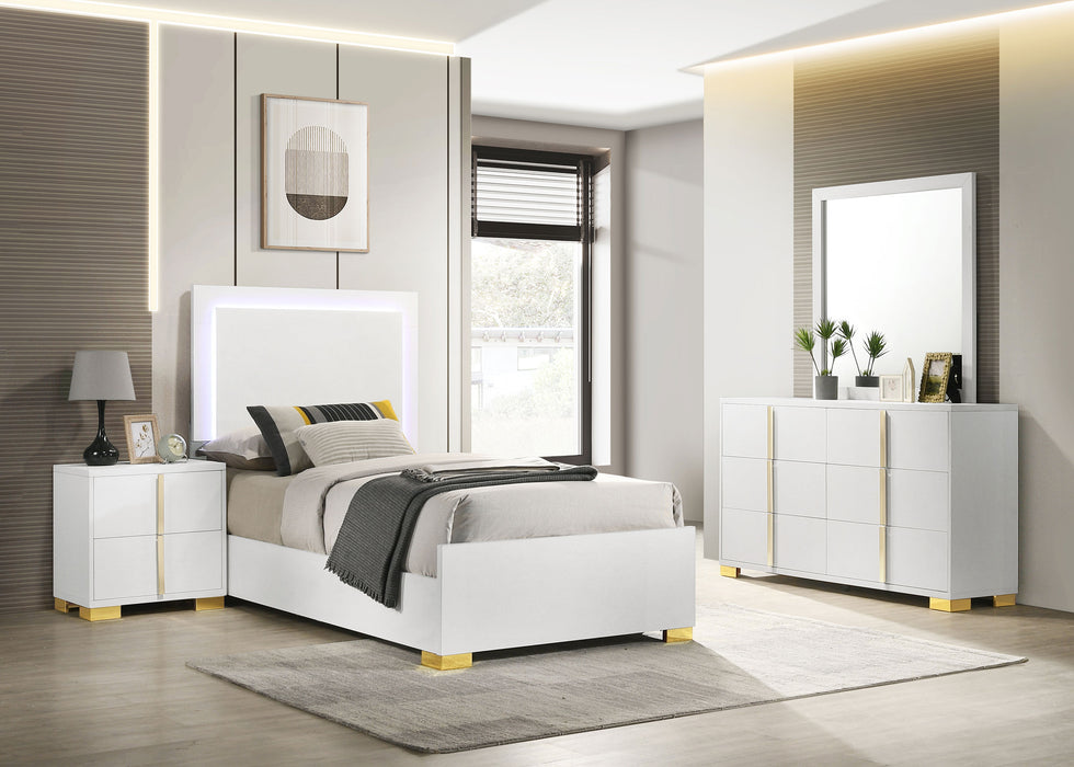 Marceline Bedroom Sets White & Black 4 & 5 Piece - Furniture Land (Milwaukee, WI)