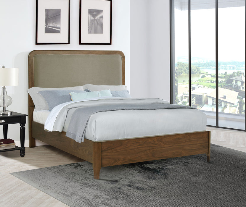 Maderia California King, E.King, & Queen Bed - Furniture Land (Milwaukee, WI)