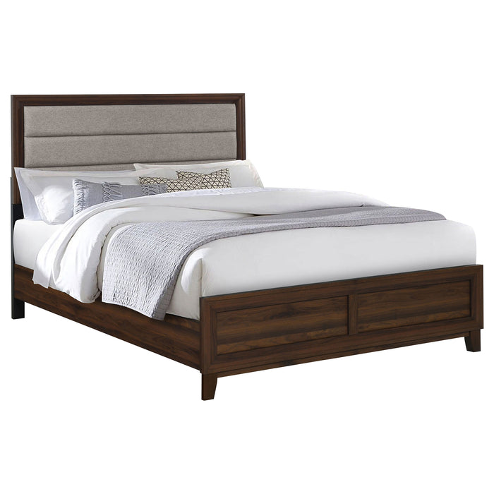 Welsley Eastern King & Queen Bed - Furniture Land (Milwaukee, WI)