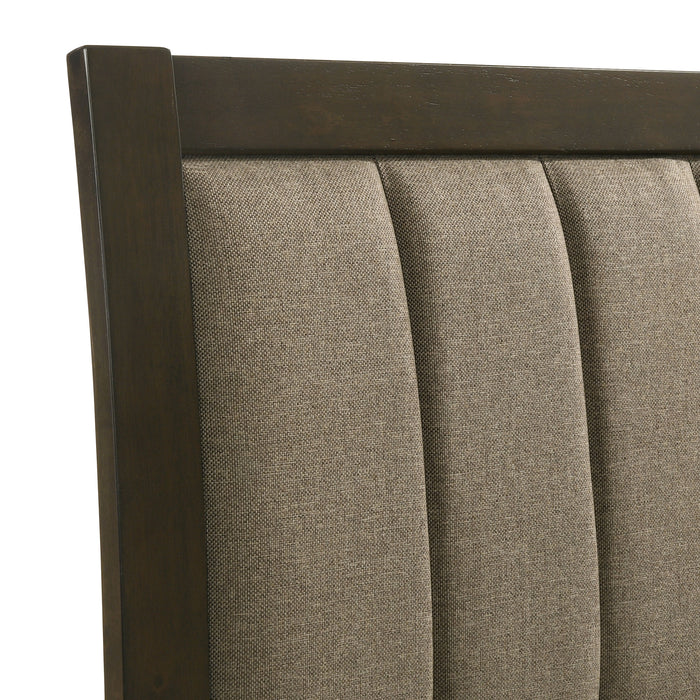 Wilkes 4 & 5 Piece E.King, Queen, Twin, & Full Bedroom Set - Furniture Land (Milwaukee, WI)