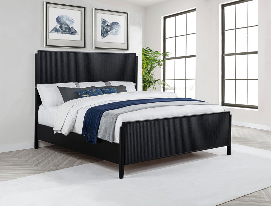 Brookmead California King, Eastren King, & Queen Bed - Furniture Land (Milwaukee, WI)