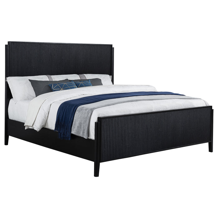 Brookmead California King, Eastren King, & Queen Bed - Furniture Land (Milwaukee, WI)