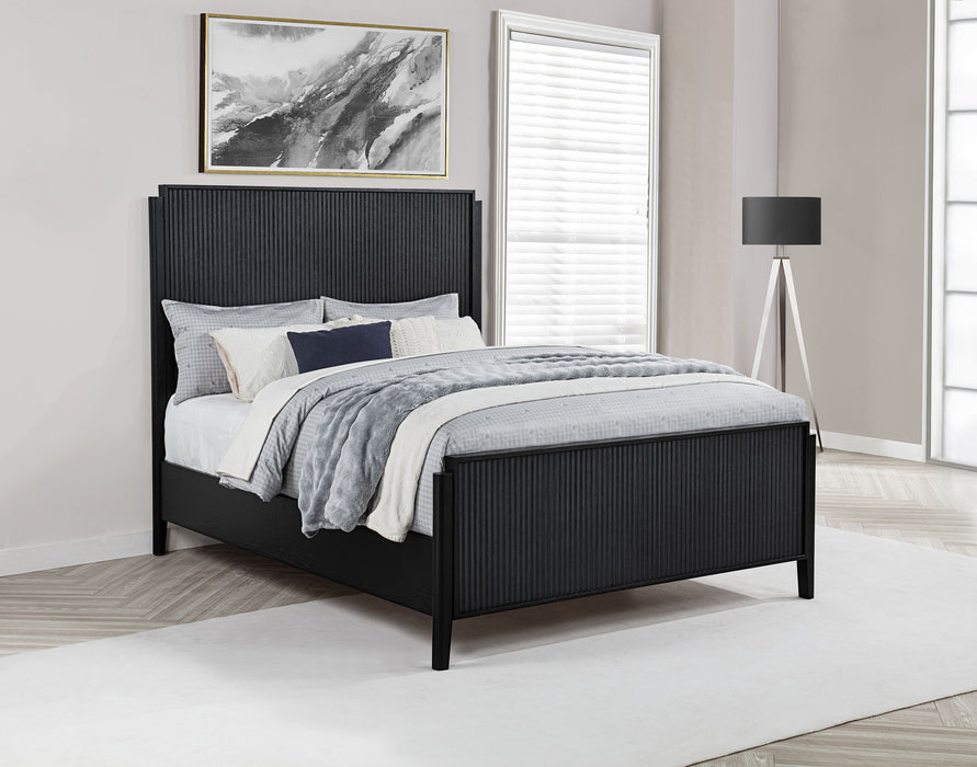 Brookmead California King, Eastren King, & Queen Bed - Furniture Land (Milwaukee, WI)