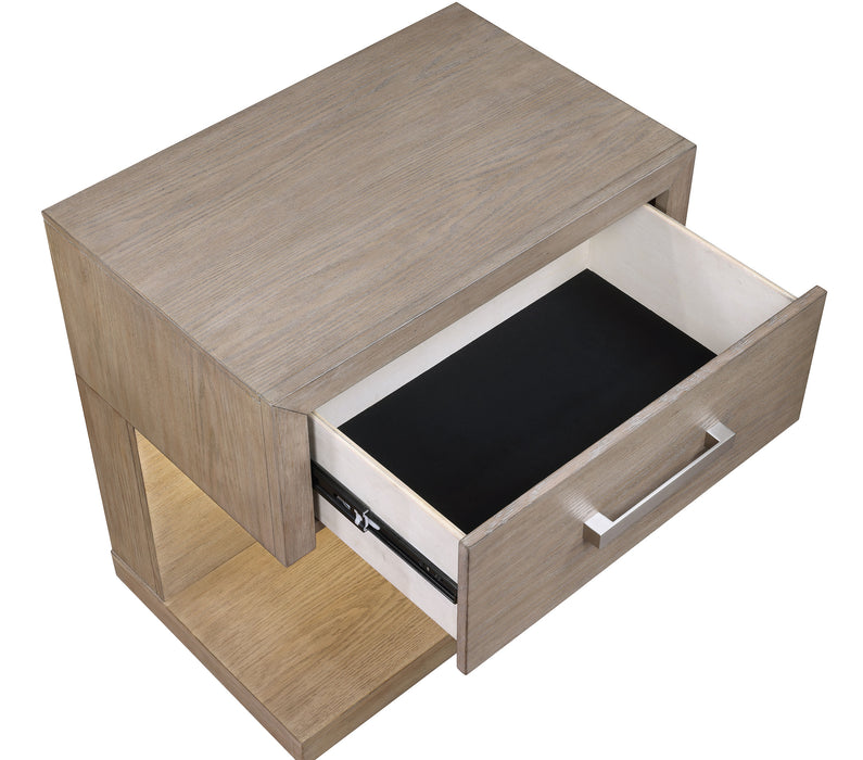 Kenora 4 & 5 Piece Bedroom Set E.King, Queen, & Cal.king - Furniture Land (Milwaukee, WI)