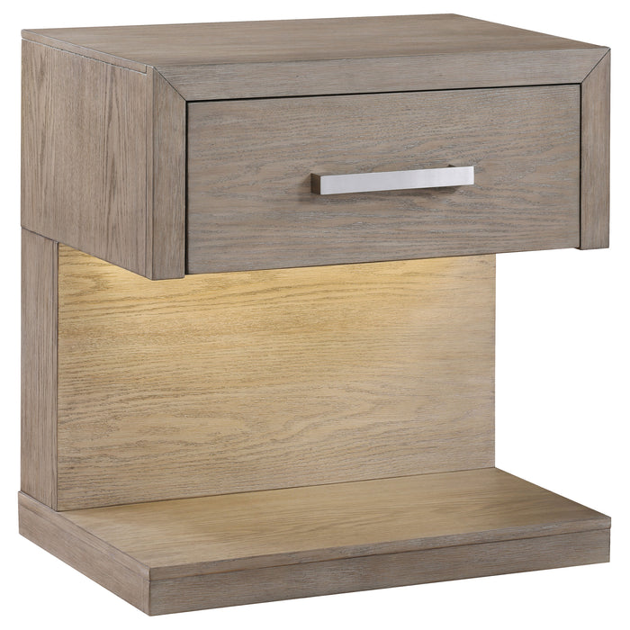 Kenora 4 & 5 Piece Bedroom Set E.King, Queen, & Cal.king - Furniture Land (Milwaukee, WI)