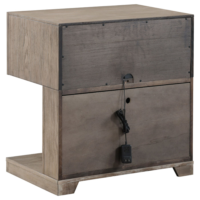 Kenora 4 & 5 Piece Bedroom Set E.King, Queen, & Cal.king - Furniture Land (Milwaukee, WI)
