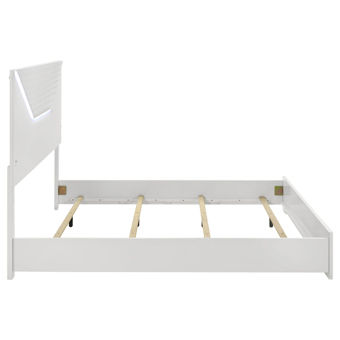 Ives Eastern King & Queen Bed - Furniture Land (Milwaukee, WI)