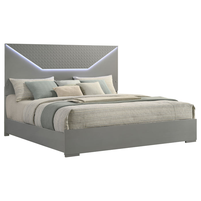 Ives Eastern King & Queen Bed - Furniture Land (Milwaukee, WI)