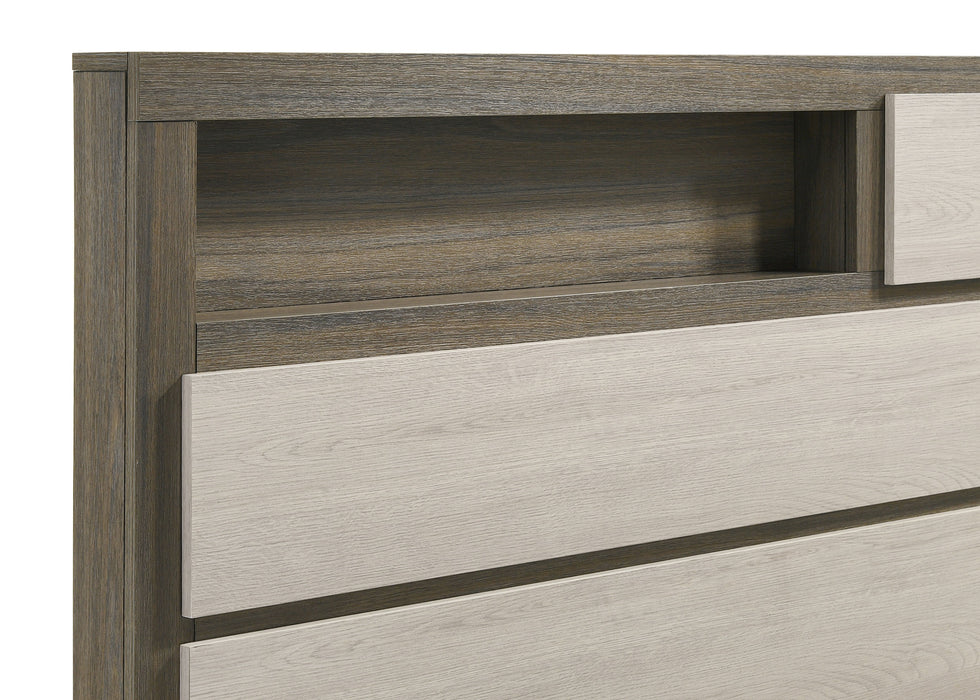 Fenwick California King, Eastren King, Queen Bed - Furniture Land (Milwaukee, WI)