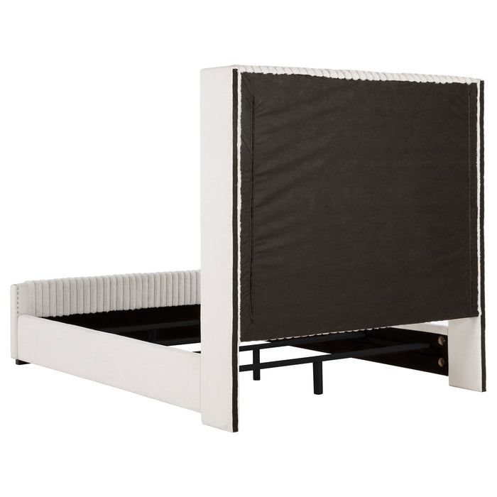 Natasha California King, E.King & Queen Bed - Furniture Land (Milwaukee, WI)