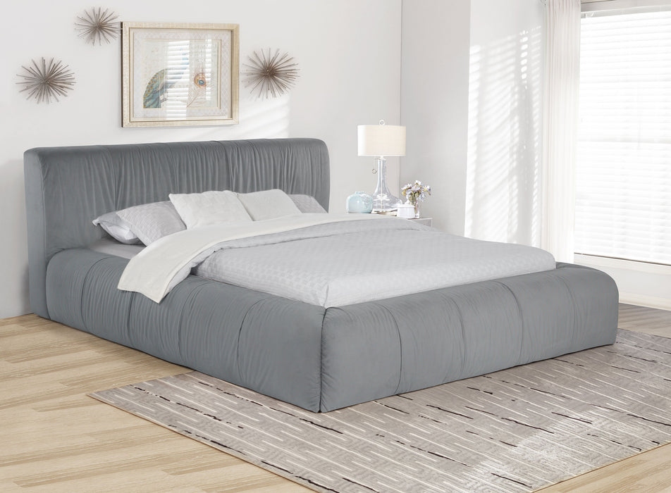 Wilshire California King, E.king, & Queen Bed - Furniture Land (Milwaukee, WI)