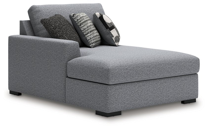 Bealton Sectional with Chaise - Furniture Land (Milwaukee, WI)