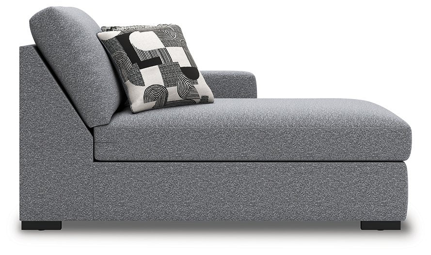 Bealton Sectional with Chaise - Furniture Land (Milwaukee, WI)
