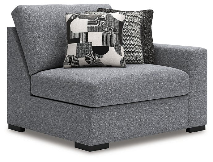 Bealton Sectional with Chaise - Furniture Land (Milwaukee, WI)