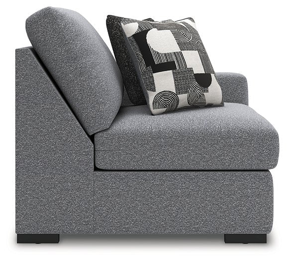 Bealton Sectional with Chaise - Furniture Land (Milwaukee, WI)