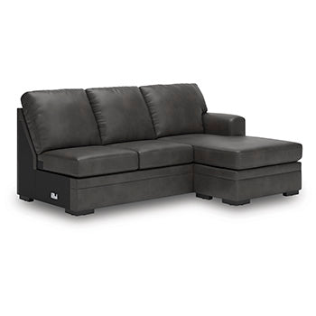 Lofton-Pike Sectional with Chaise - Furniture Land (Milwaukee, WI)