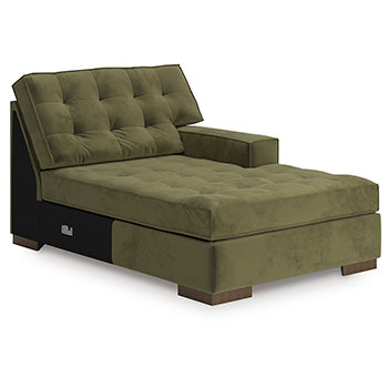 Caspian-Town Sectional with Chaise - Furniture Land (Milwaukee, WI)