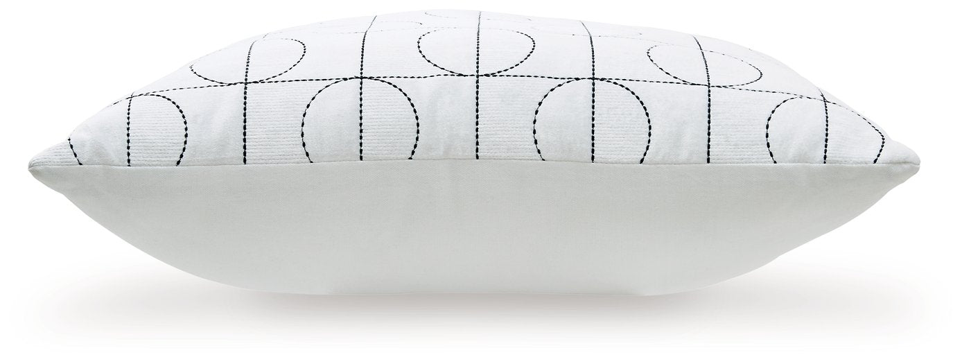 Kydner Pillow (Set of 4) - Furniture Land (Milwaukee, WI)