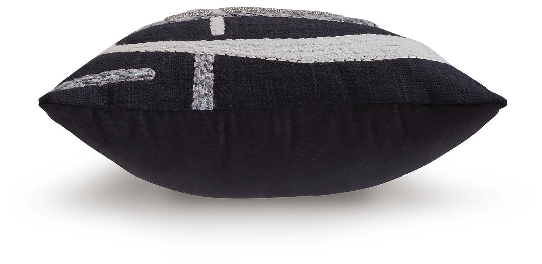 Gavrileigh Pillow (Set of 4) - Furniture Land (Milwaukee, WI)