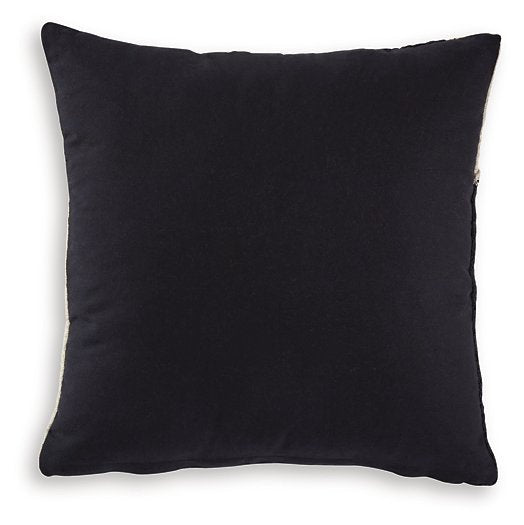 Veerbank Pillow (Set of 4) - Furniture Land (Milwaukee, WI)
