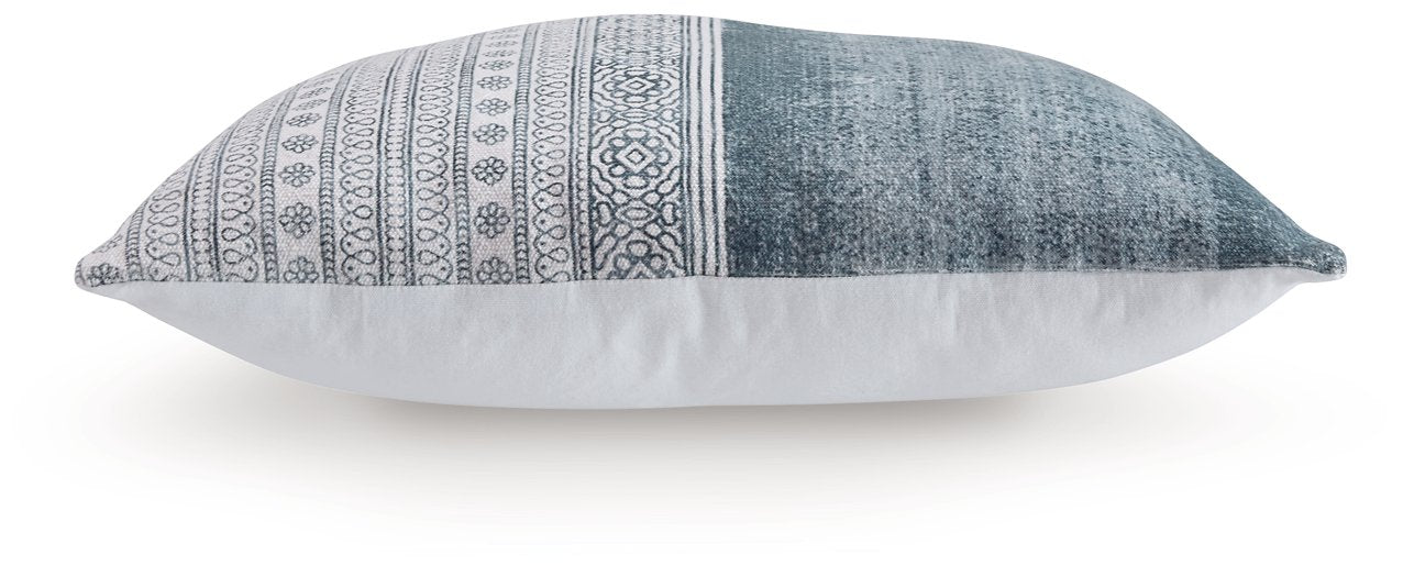 Harperville Pillow (Set of 4) - Furniture Land (Milwaukee, WI)