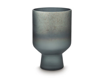 Pennmore Vase - Furniture Land (Milwaukee, WI)