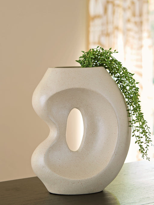 Odion Vase - Furniture Land (Milwaukee, WI)