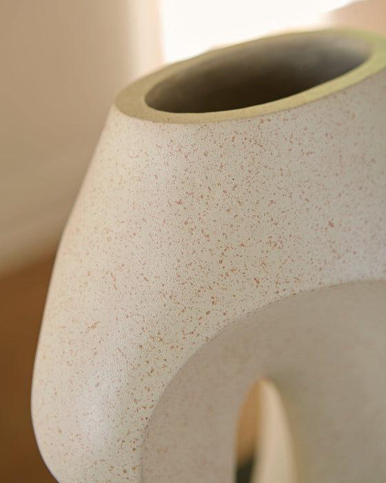 Odion Vase - Furniture Land (Milwaukee, WI)