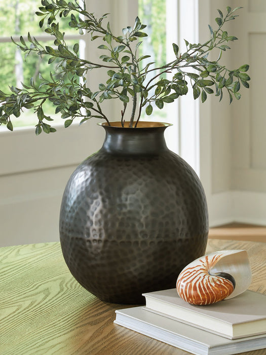 Woody Vase - Furniture Land (Milwaukee, WI)