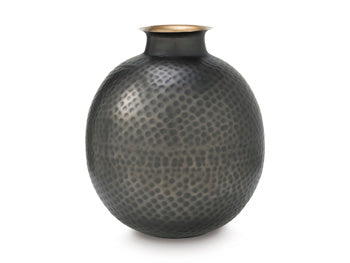 Woody Vase - Furniture Land (Milwaukee, WI)