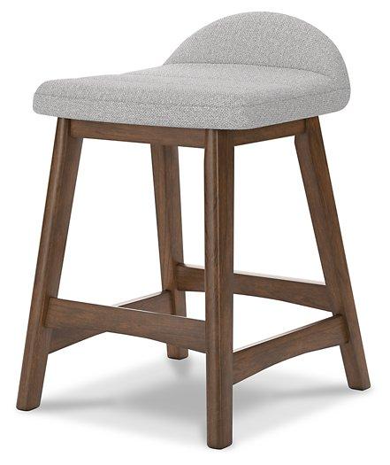 Lyncott Dining Room Set - Furniture Land (Milwaukee, WI)