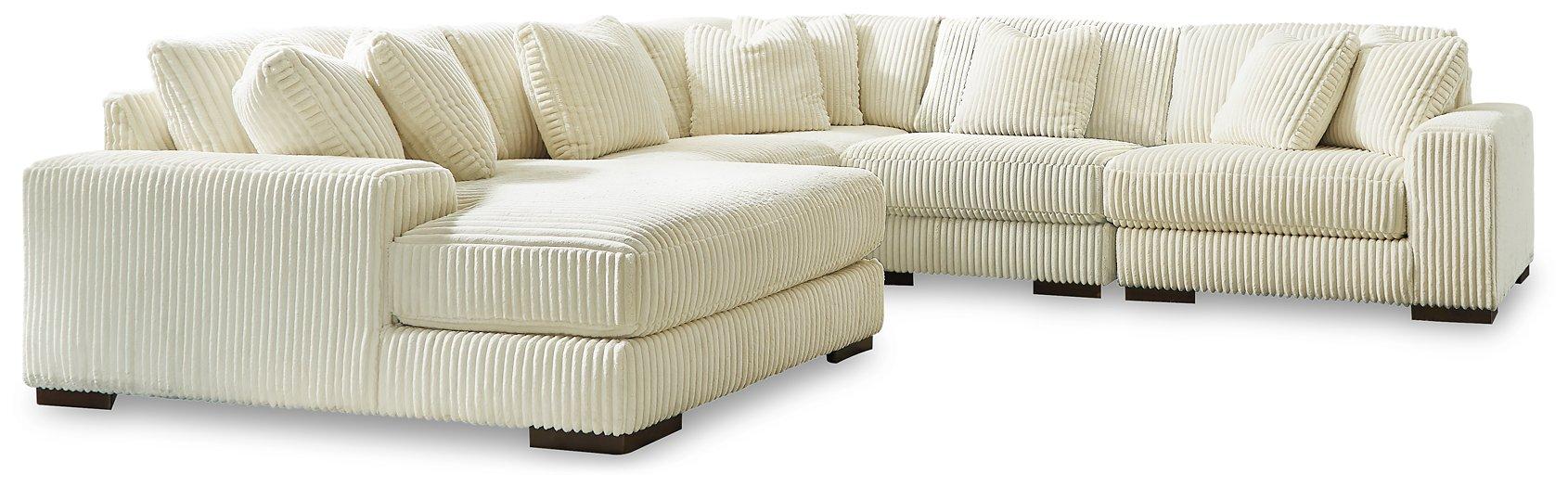 Lindyn Sectional with Chaise - Furniture Land (Milwaukee, WI)