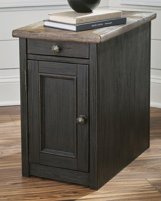 Tyler Creek End Table Set - Furniture Land (Milwaukee, WI)