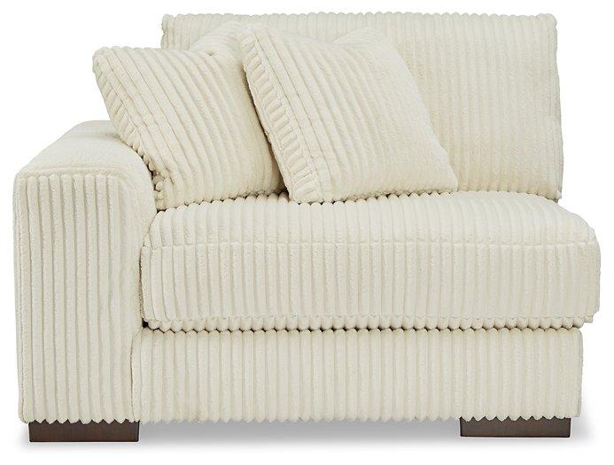 Lindyn Sectional with Chaise - Furniture Land (Milwaukee, WI)