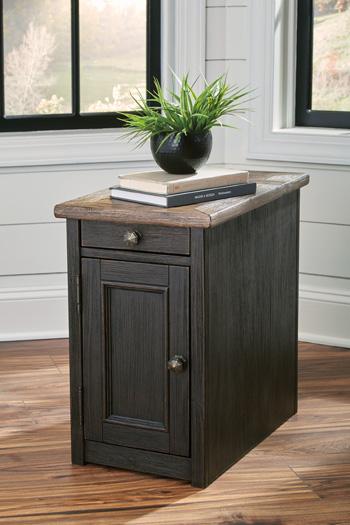 Tyler Creek End Table Set - Furniture Land (Milwaukee, WI)