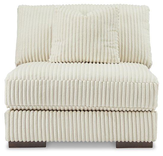 Lindyn Sectional Sofa - Furniture Land (Milwaukee, WI)