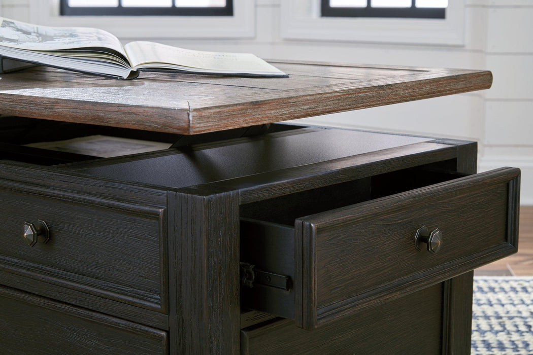 Tyler Creek Occasional Table Set - Furniture Land (Milwaukee, WI)