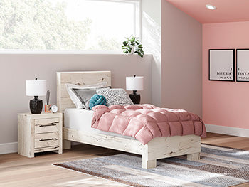 Lawroy Bed - Furniture Land (Milwaukee, WI)