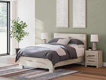 Lawroy Bed - Furniture Land (Milwaukee, WI)