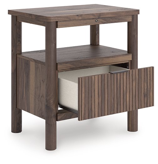Pamytta Nightstand - Furniture Land (Milwaukee, WI)