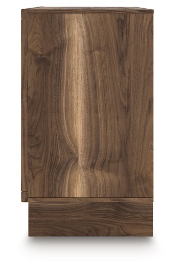 Chirason Dresser and Mirror - Furniture Land (Milwaukee, WI)