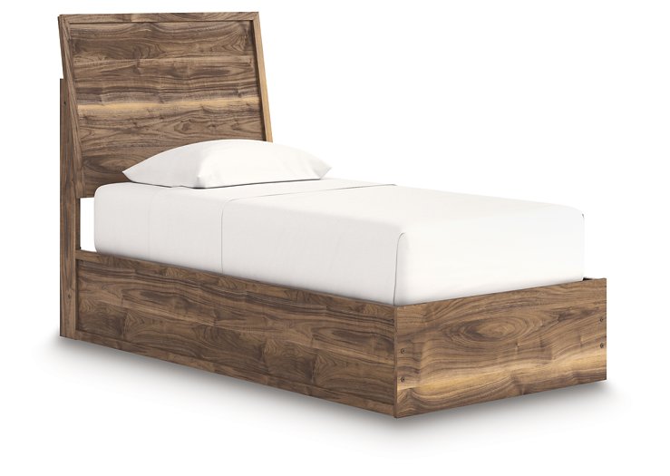 Chirason Bed - Furniture Land (Milwaukee, WI)