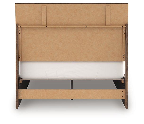 Chirason Bed - Furniture Land (Milwaukee, WI)
