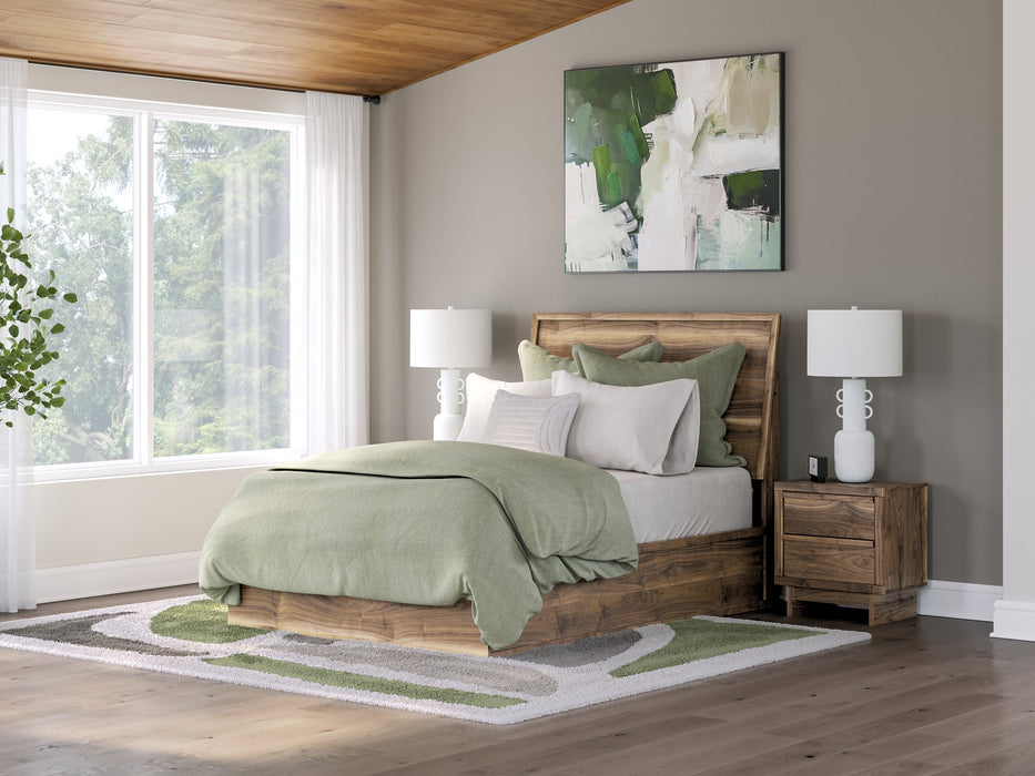 Chirason Bed - Furniture Land (Milwaukee, WI)